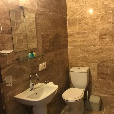 Uerguep Stone House Hotel *