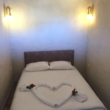 Hotel Uerguep Stone House *