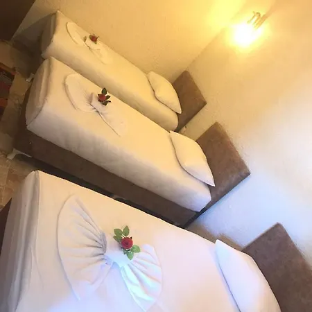 Hotel Uerguep Stone House